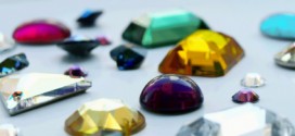 What Are Rhinestones?